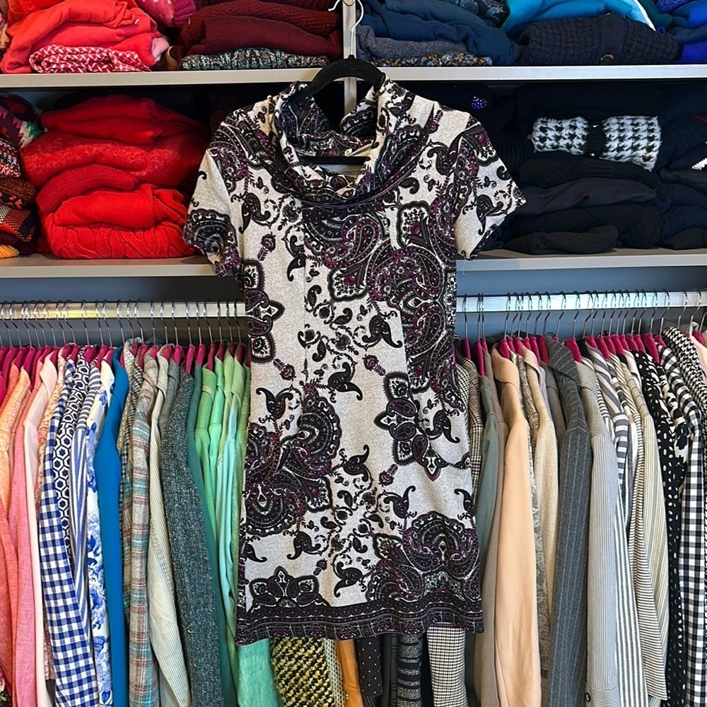 Tenki gray/purple paisley print short sleeve turtleneck dress size S/M